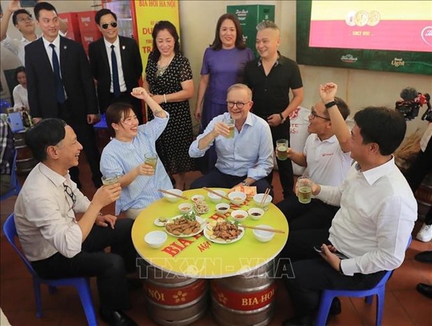 Primer ministro de Australia disfruta de comidas vietnamitas hinh anh 8