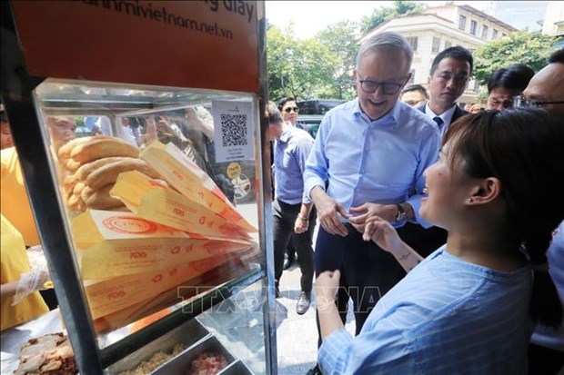 Primer ministro de Australia disfruta de comidas vietnamitas hinh anh 7