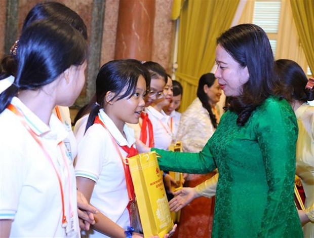 Vicepresidenta vietnamita destaca importancia del cuidado de ninos hinh anh 2