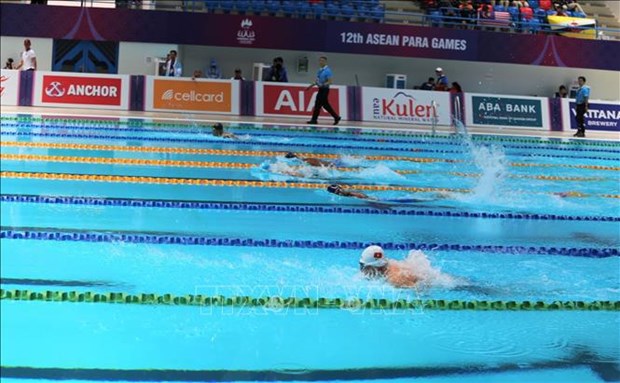 Equipos vietnamitas de natacion y atletismo brillan en Juegos Paralimpicos regionales hinh anh 2