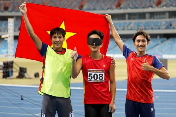 Vietnam alcanza exitos inesperados en ASEAN Para Games 12 hinh anh 2
