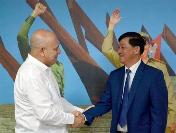 Provincia vietnamita promueve cooperacion con Cuba hinh anh 1