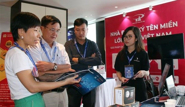 Busca Vietnam soluciones efectivas para administracion de Internet hinh anh 1