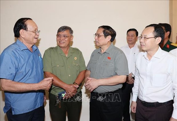 Primer ministro se reune con votantes en ciudad de Can Tho hinh anh 3