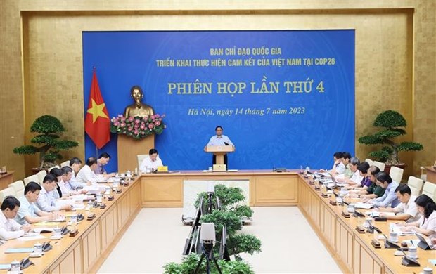 Premier vietnamita califica desarrollo verde como tendencia inevitable hinh anh 1