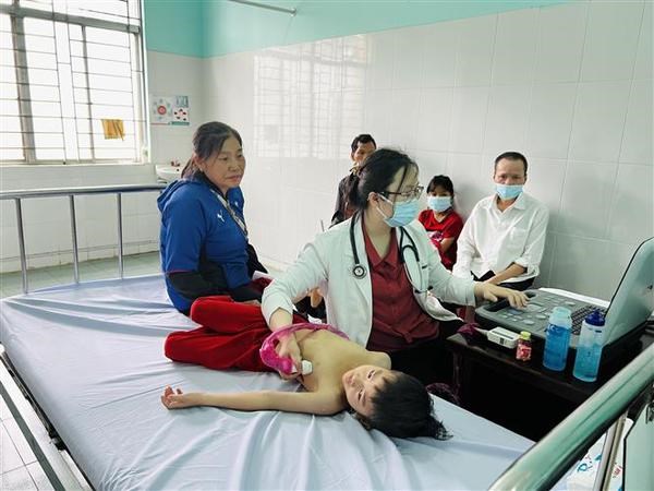 Otorga Children's HeartLink certificado a hospital vietnamita hinh anh 2