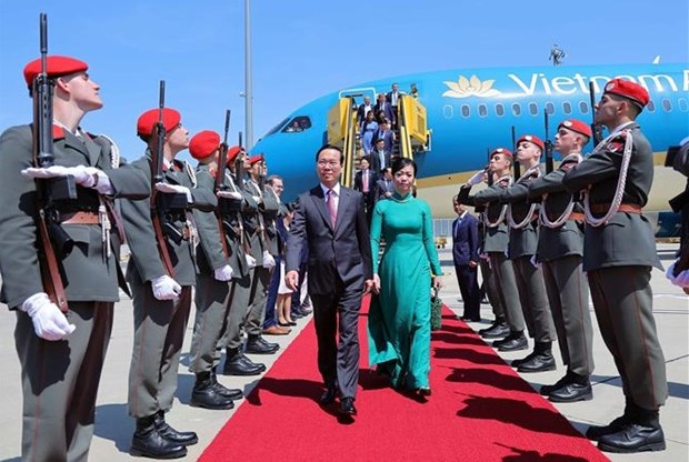 Presidente vietnamita recibe al titular de la Asociacion de Amistad Austria-Vietnam hinh anh 1