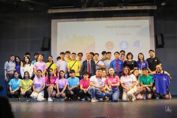 Campamento de verano estrecha solidaridad entre jovenes vietnamitas en Europa hinh anh 1
