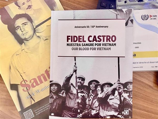 Presentan en Cuba libro sobre visita de Fidel Castro a Vietnam hinh anh 2