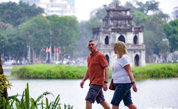 Hanoi cumple meta de turistas extranjeros para 2023 hinh anh 1