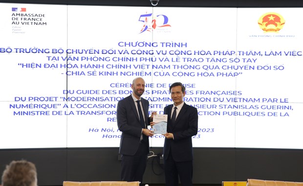 Cooperan Vietnam y Francia en modernizacion de administracion publica hinh anh 2
