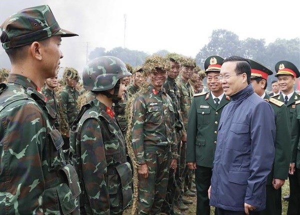 Presidente vietnamita inspecciona la preparacion combativa de la fuerza especial hinh anh 1