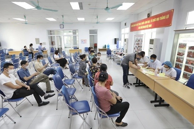 Vietnam registra mas de 432 mil dosis de vacuna contra COVID-19 en reserva hinh anh 1