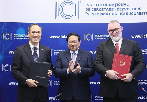 Premier vietnamita propone promover cooperacion con Rumania en ciencia y tecnologia hinh anh 1
