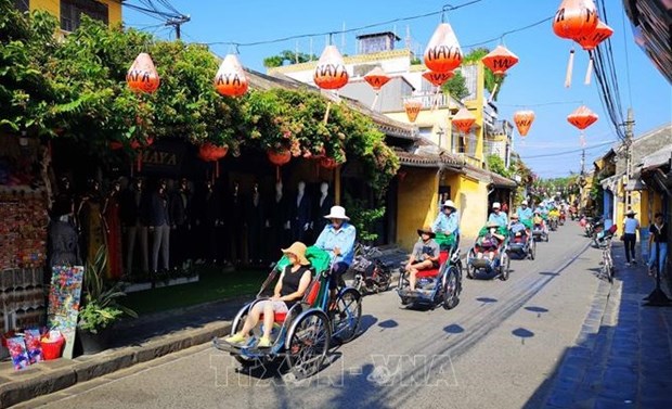 Vietnam recibe a 1,5 millones de visitantes internacionales en enero hinh anh 1