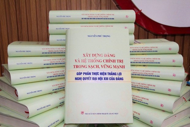 Publican dos nuevos libros del maximo lider partidista de Vietnam hinh anh 1