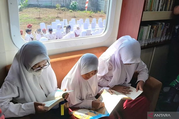 Indonesia construira 10 mil bibliotecas rurales este ano hinh anh 1