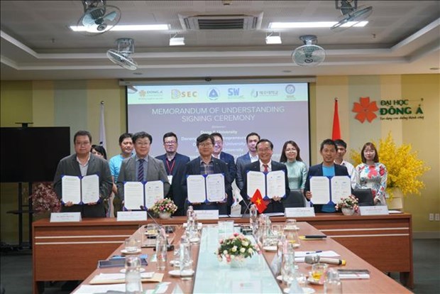 Da Nang y Corea del Sur cooperan para fomentar talentos en el sector tecnologico hinh anh 1
