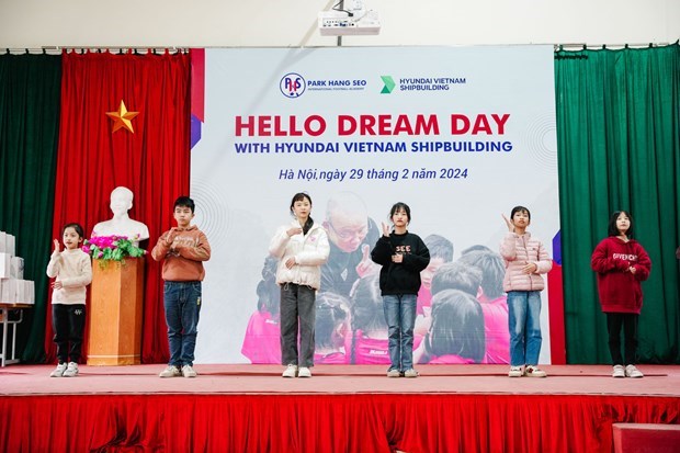 Actividad caritativa beneficia a ninos discapacitados en Hanoi hinh anh 2