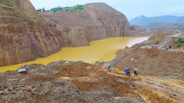 Colapso de la mina de jade en Myanmar cobra victimas hinh anh 1