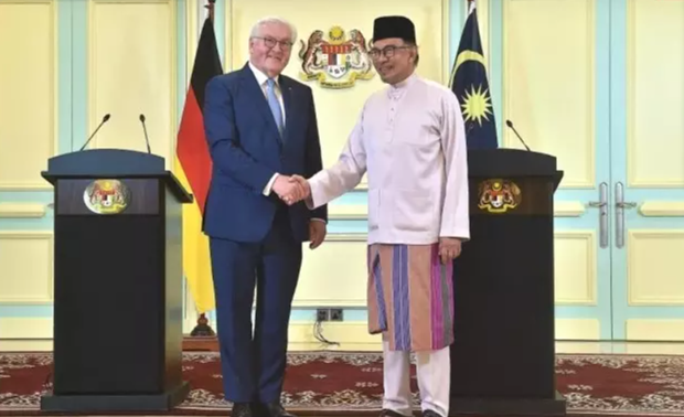 Malasia despliega alfombra roja para las empresas alemanas hinh anh 1