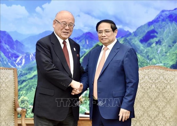Premier recibe al asesor especial de Alianza Parlamentaria de Amistad Japon-Vietnam hinh anh 1
