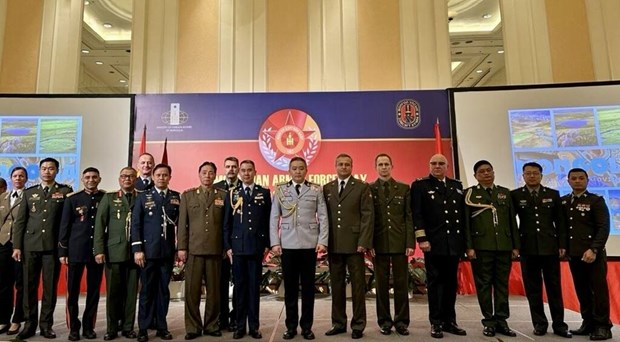 Desarrollan cooperacion de defensa entre Vietnam y Mongolia hinh anh 1
