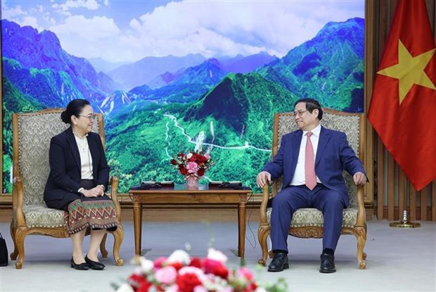 Premier recibe a nuevos embajadores de Corea del Sur y Laos hinh anh 2