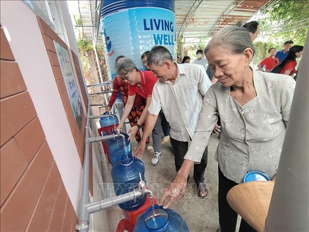 Entregan sistema de filtracion de agua a pobres en provincia vietnamita hinh anh 1