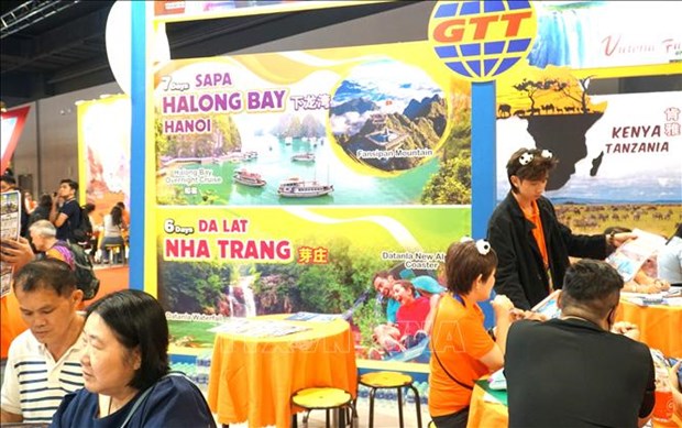 Destinos turisticos de Vietnam presentados en feria de turismo en Malasia hinh anh 1