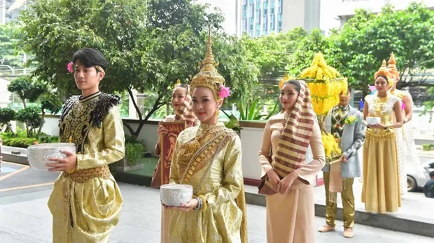 Festival Songkran aspira a atraer a millones de turistas a la provincia tailandesa hinh anh 1