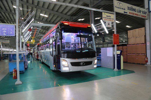 Aumentan drasticamente ventas de autobuses vietnamitas hinh anh 1