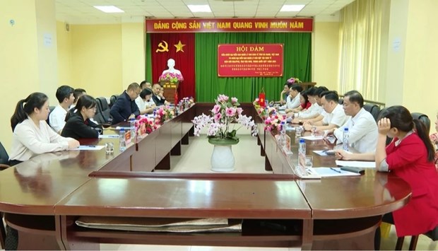 Buscan promover intercambio comercial entre localidades vietnamita y china hinh anh 1