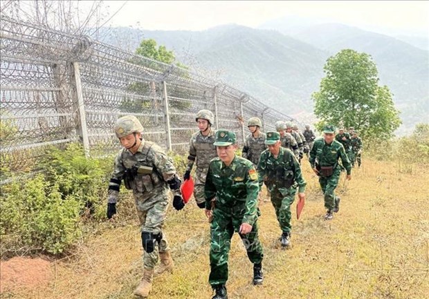 Realizan patrullaje conjunto en areas contiguas Vietnam- China hinh anh 1