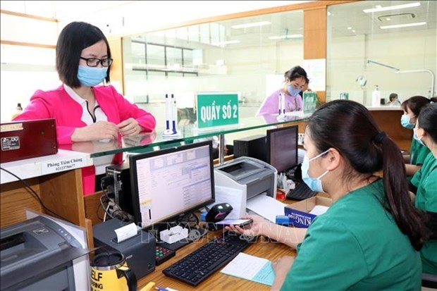 Casi 17,4 millones de vietnamitas participan en seguro social en primer trimestre hinh anh 1