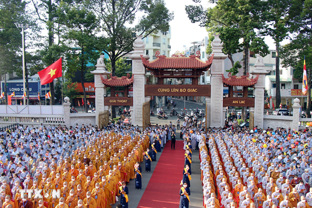 Vietnam respeta y protege derecho a libertad de religion y creencias para todos hinh anh 2