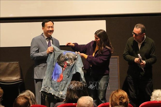 Pelicula vietnamita gana maximo galardon en Festival de Cine Asiatico en Italia hinh anh 1